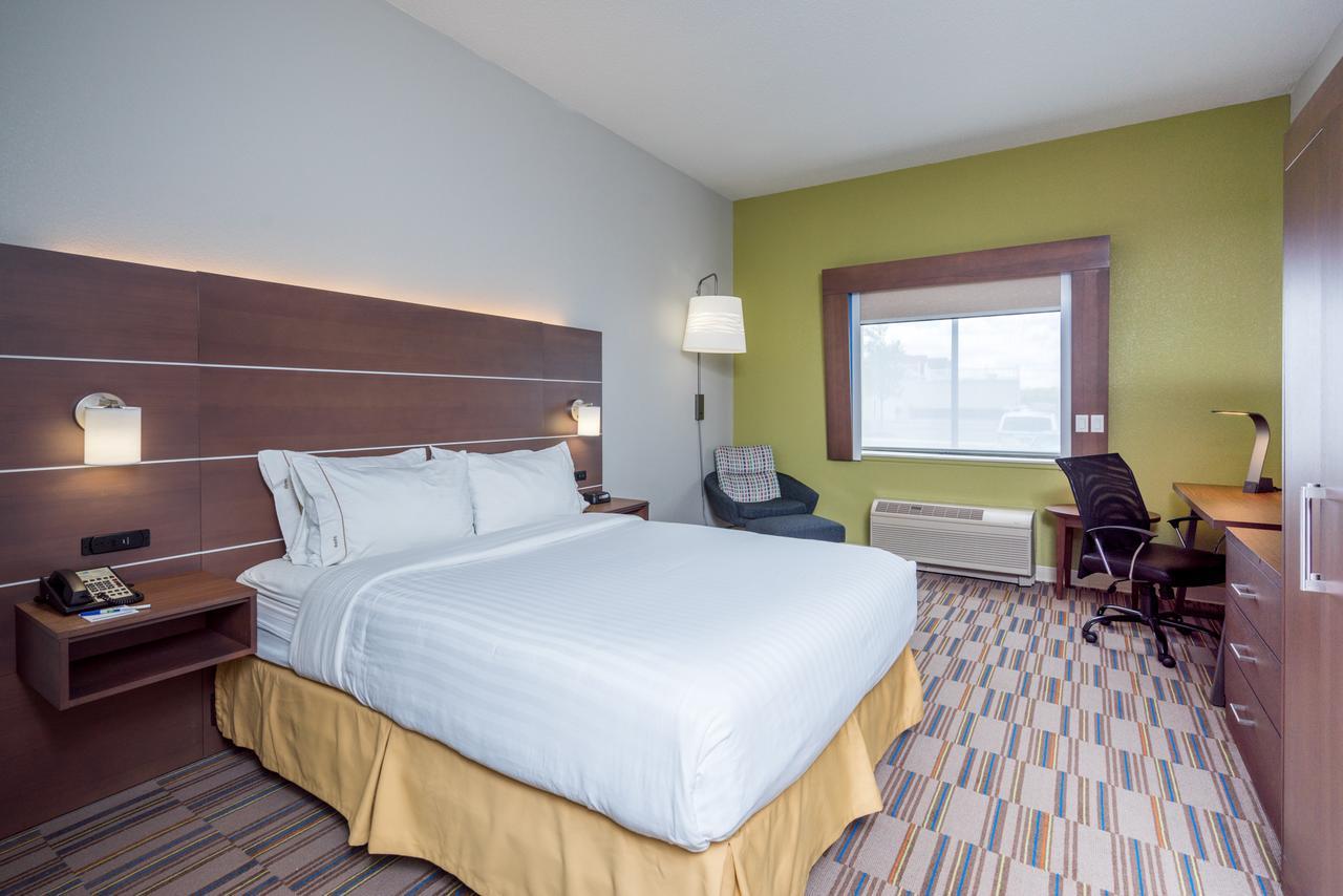 Holiday Inn Express And Suites Quakertown - Allentown Area By Ihg Kültér fotó