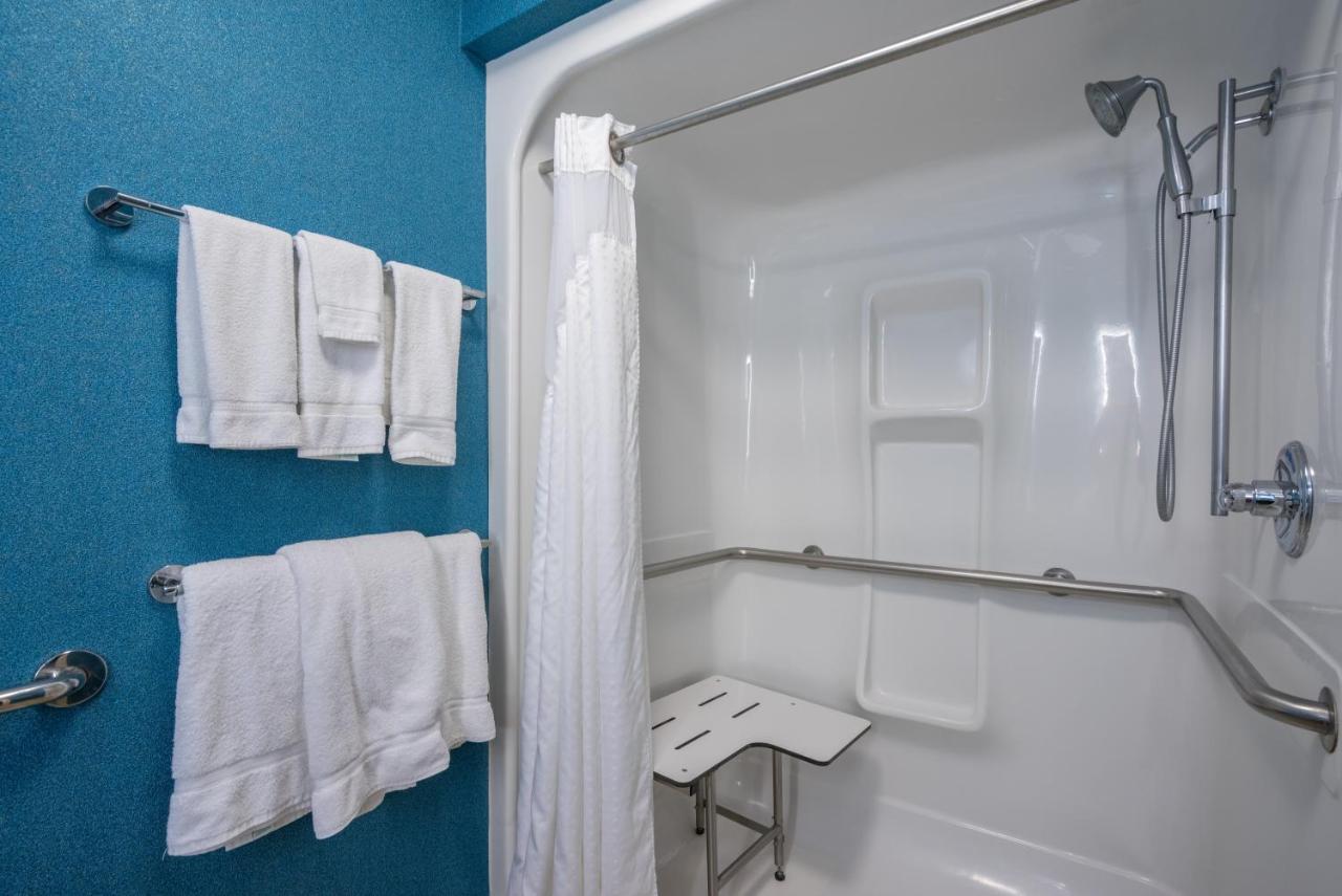 Holiday Inn Express And Suites Quakertown - Allentown Area By Ihg Kültér fotó